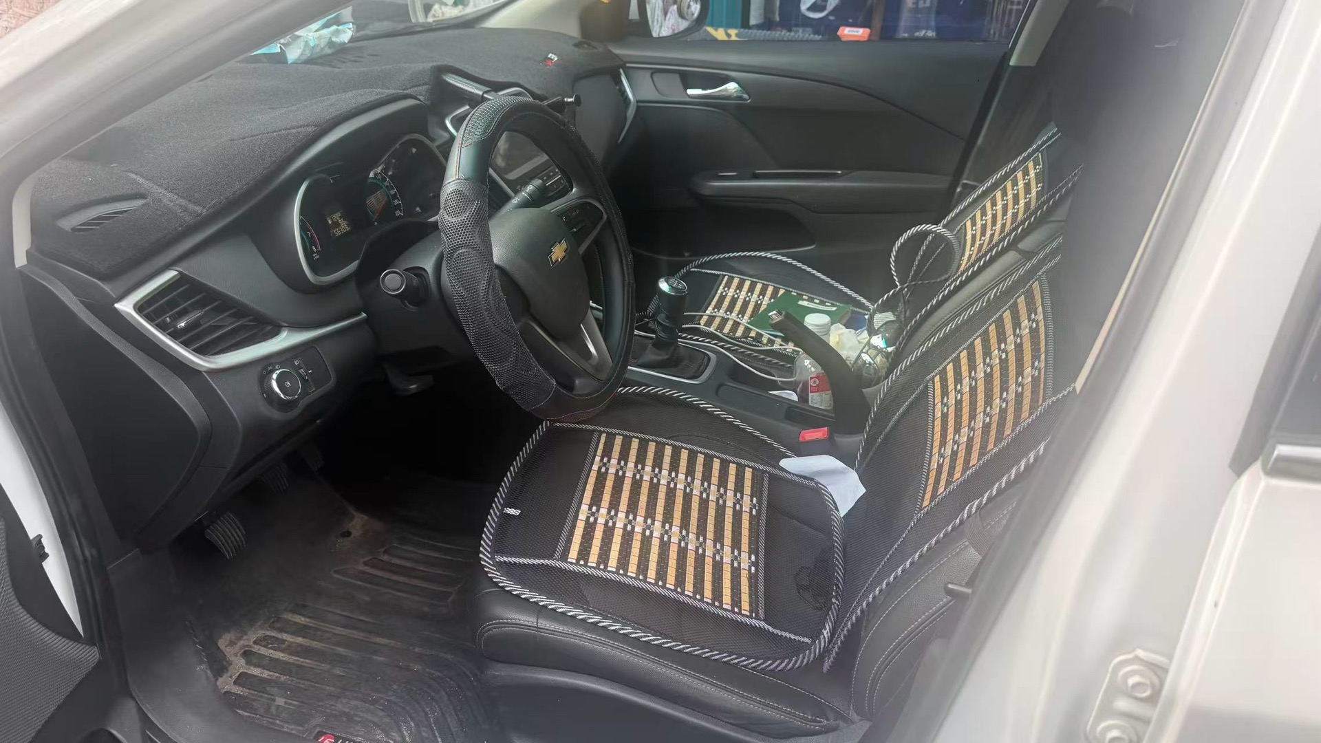 Chevrolet Cavalier 2019 car image #5