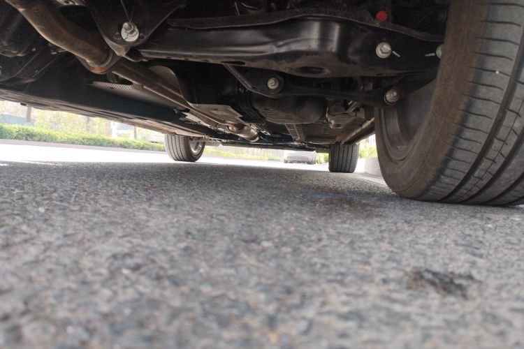 GEELY Boyue L 2025 image de voiture #20