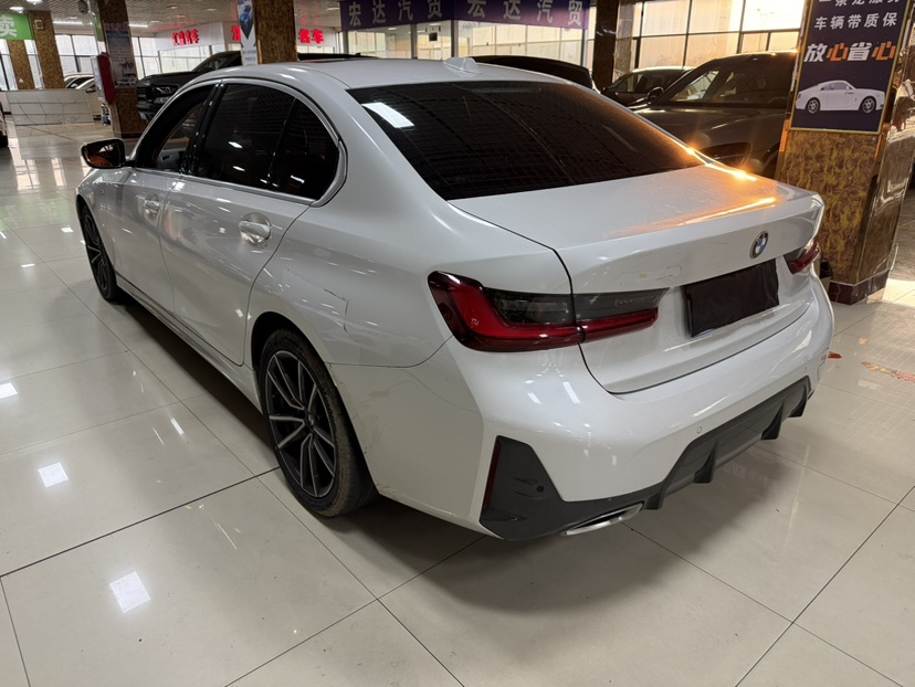 BMW 3 Series 2024 immagine di auto #7