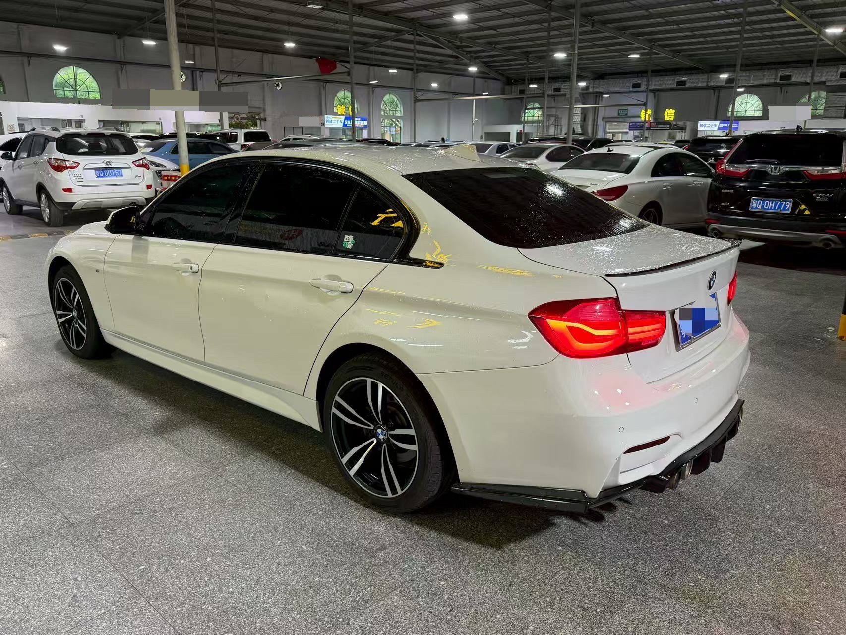 BMW 3 Series 2018 #4 BMW 3 Series 2018 car image #4