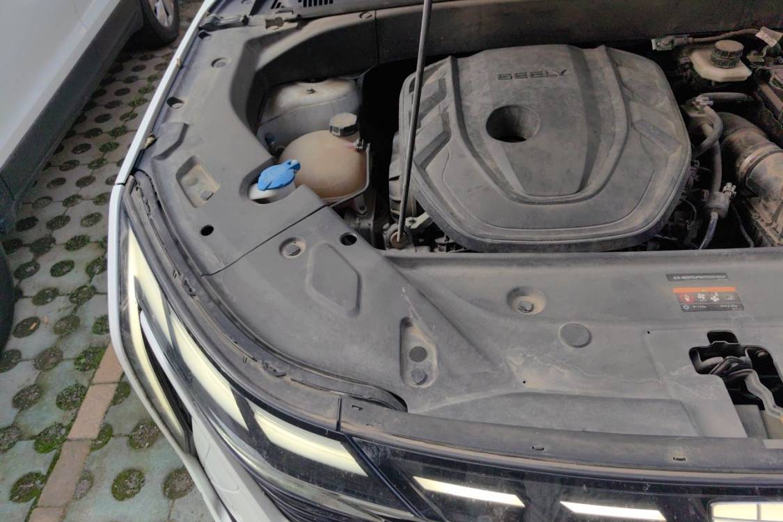 GEELY Boyue L 2022 car image #11