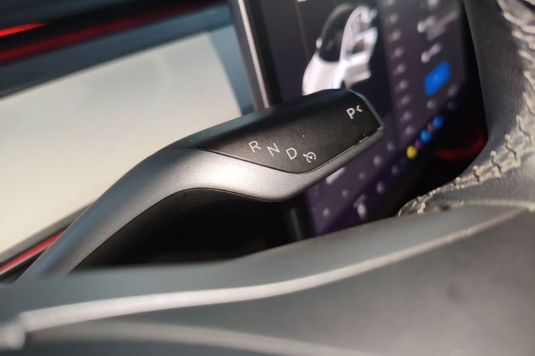 Tesla Model 3 2021 car image #18