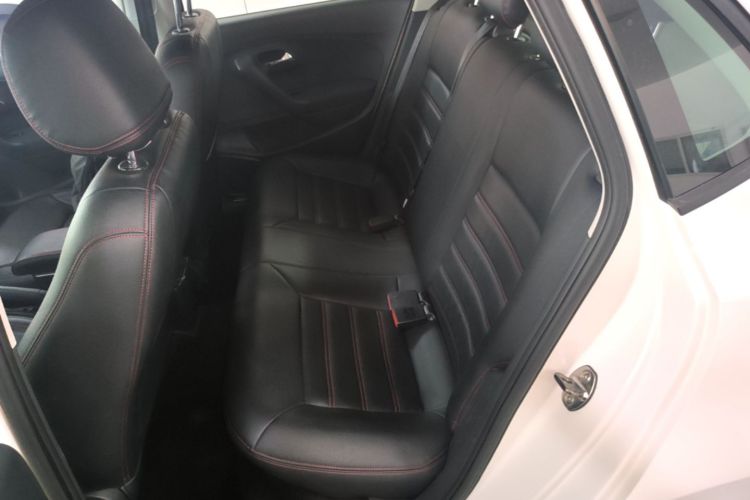Volkswagen Polo 2016 #17 Volkswagen Polo 2016 car image #17