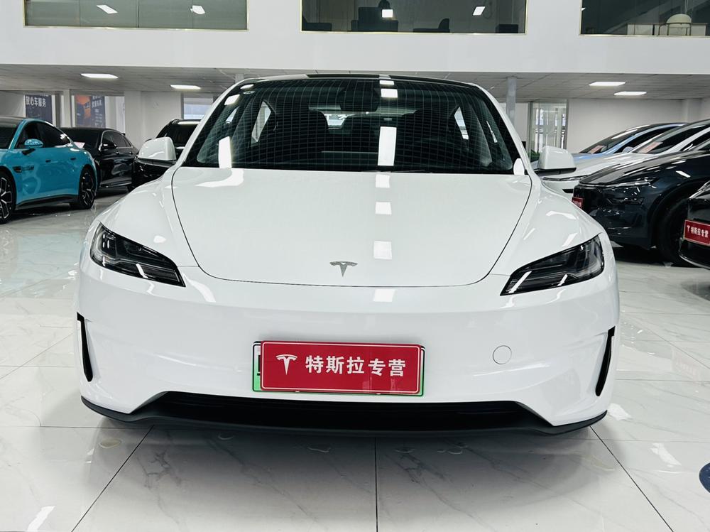 Tesla Model 3 2025 #2 Tesla Model 3 2025 car image #2