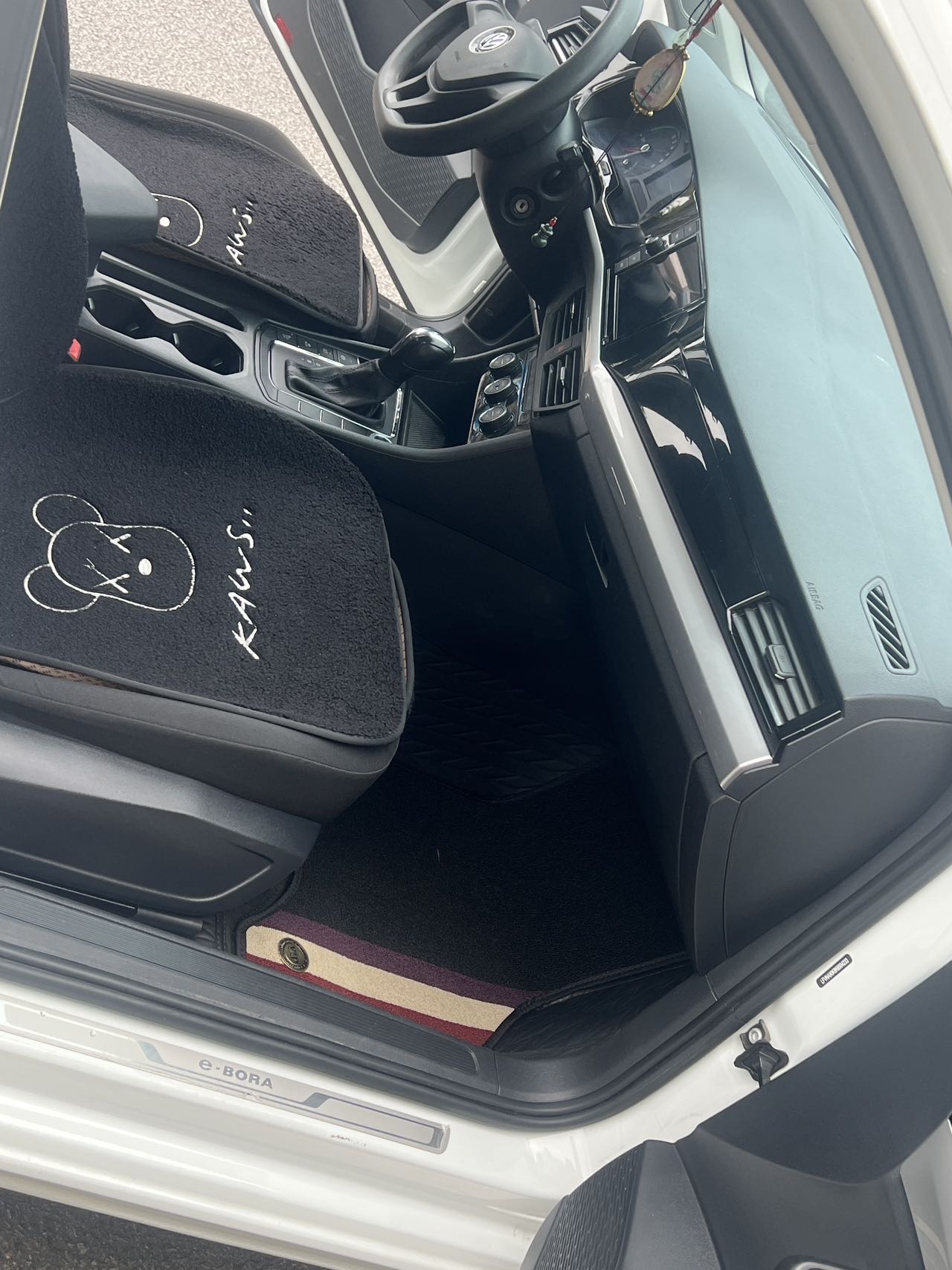 Volkswagen Bora Pure Electric 2021 image de voiture #6