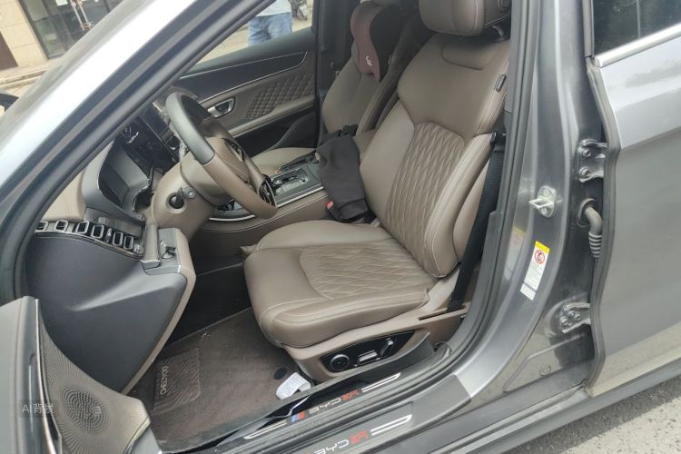BYD Han 2022 car image #17