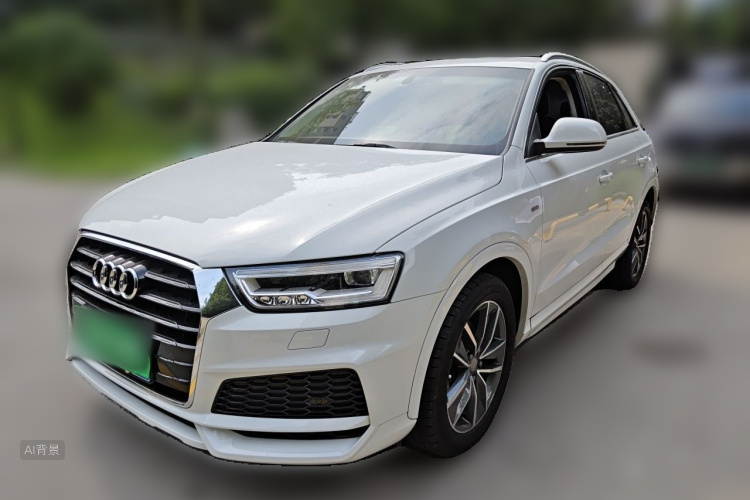 Audi Q3 2019 immagine di auto #2