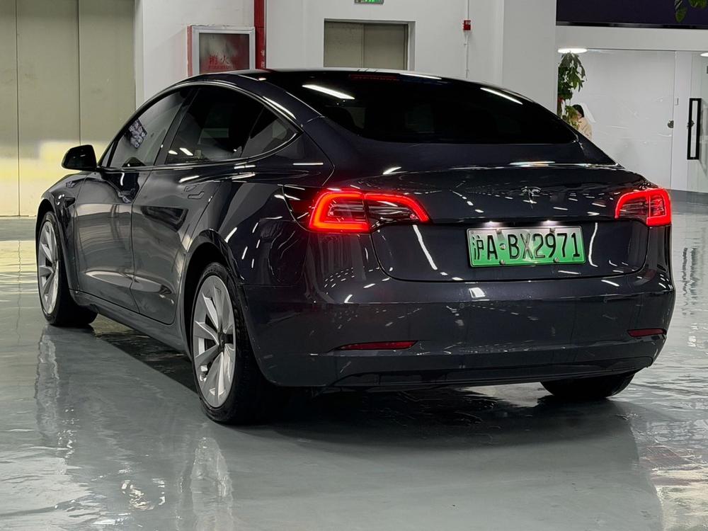 Tesla Model 3 2023 #4 Tesla Model 3 2023 car image #4