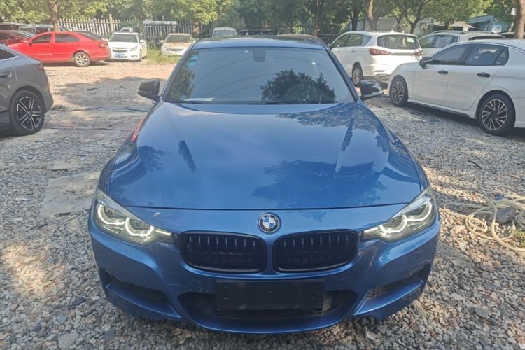 BMW 3 Series 2019 car image #3