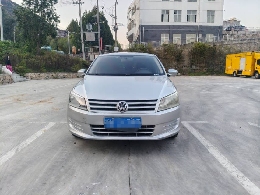 Volkswagen Santana 2016 car image #2