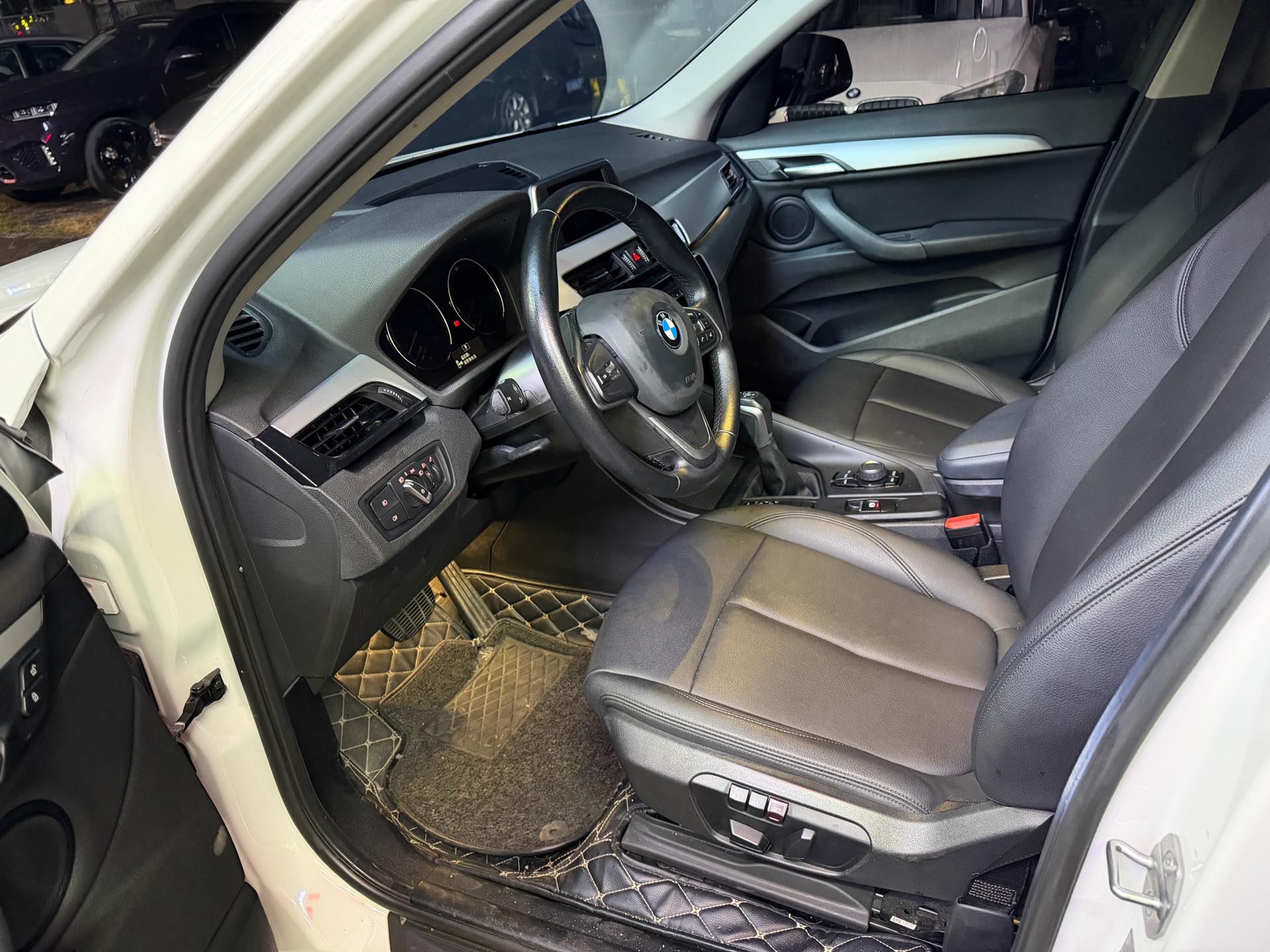 BMW X1 2019 #9 BMW X1 2019 car image #9