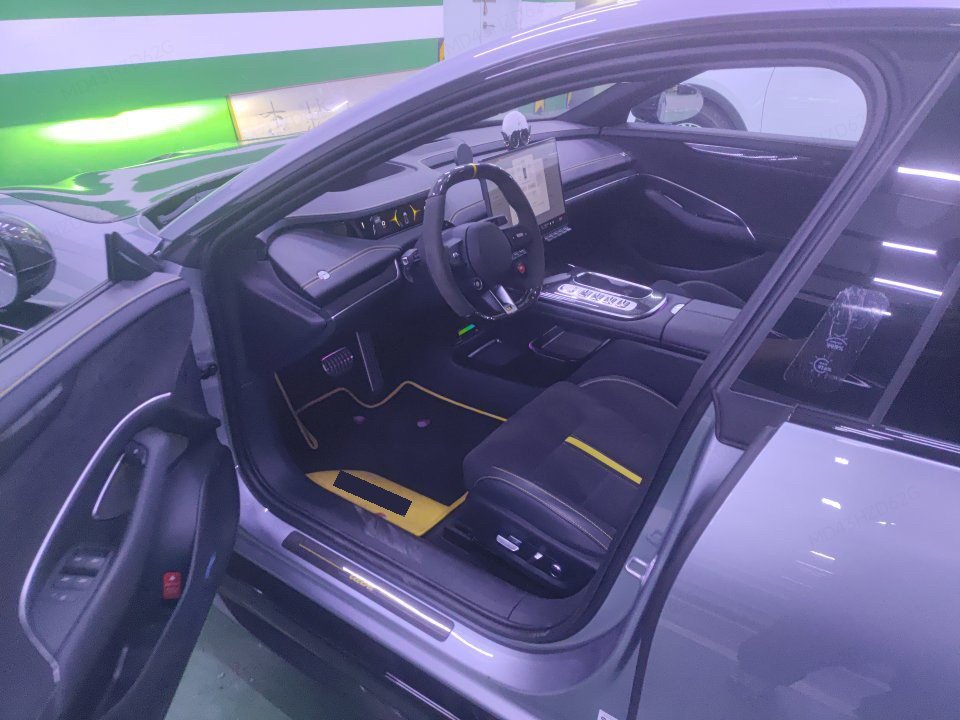 MI SU7 Ultra 2025 #5 MI SU7 Ultra 2025 immagine di auto #5