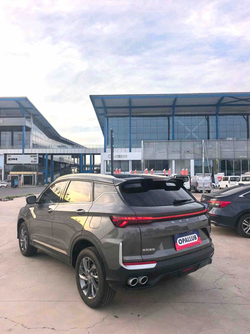 GEELY Coolray 2025 #8 GEELY Coolray 2025 car image #8