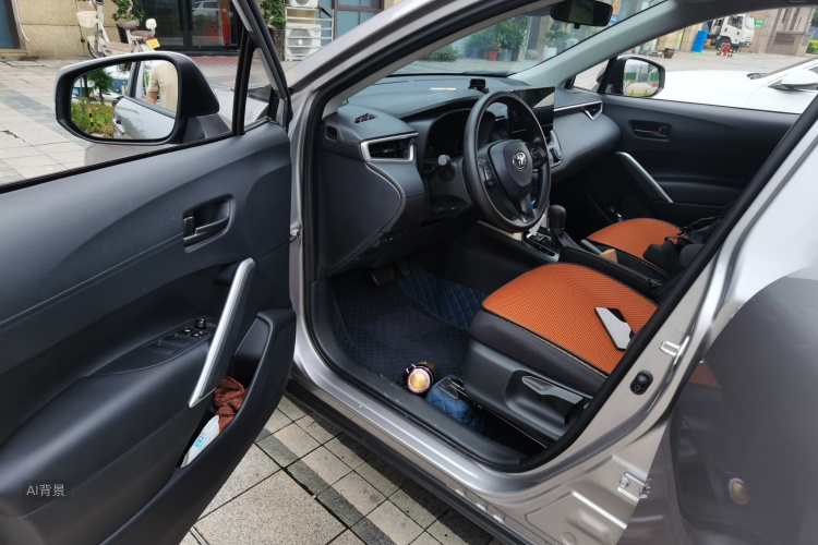 Toyota Corolla Cross 2024 immagine di auto #18
