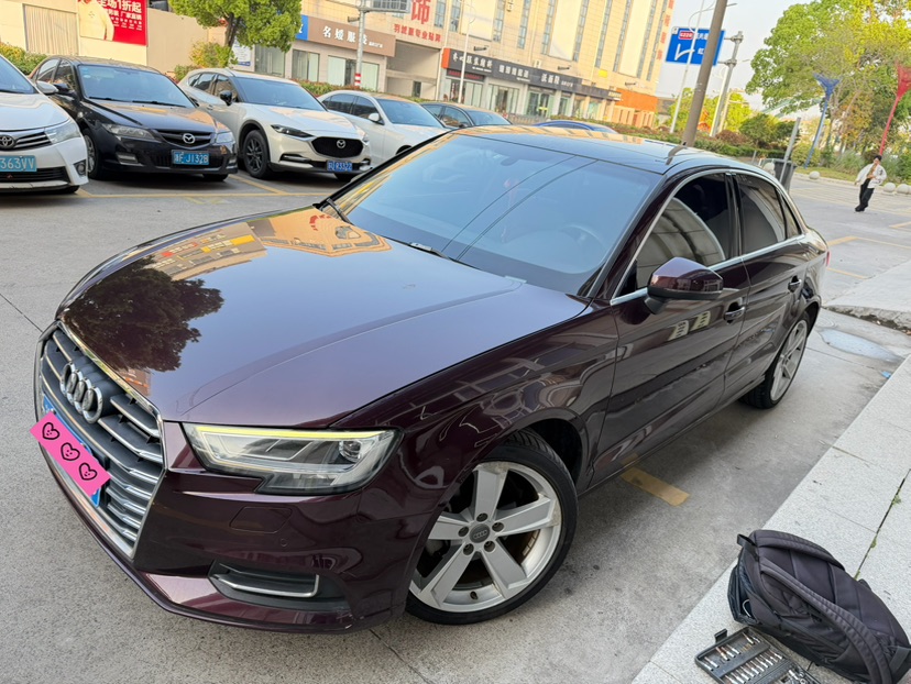 Audi A3 2018 car image 