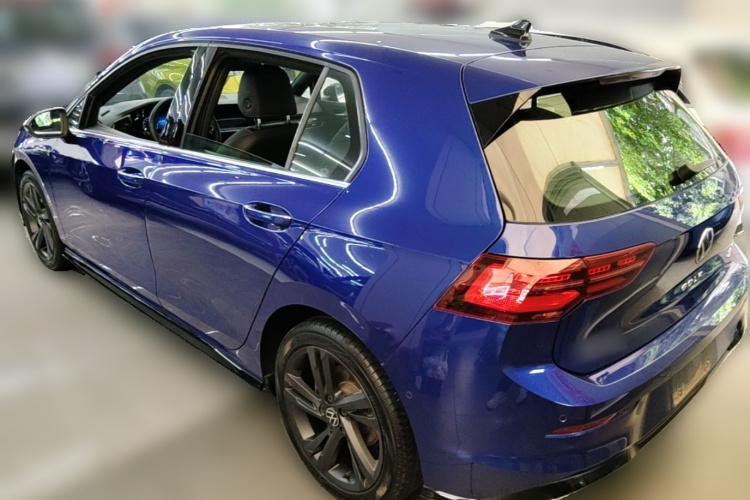 Volkswagen Golf 2021 car image #7