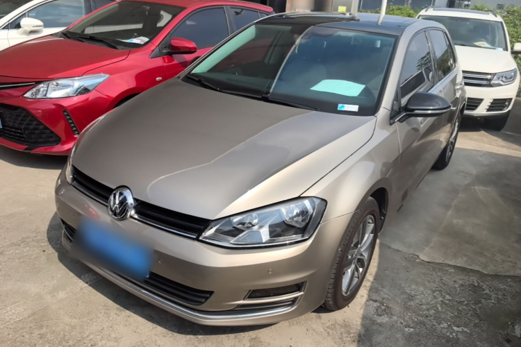 Volkswagen Golf 2017 imagem de carro #2