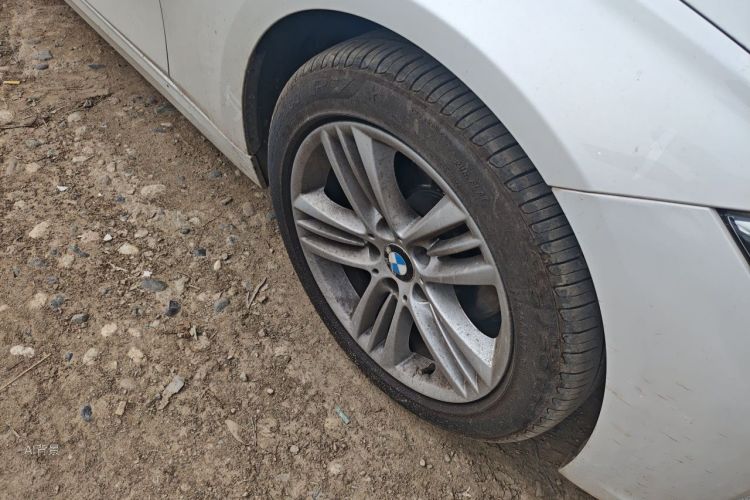 BMW 3 Series 2017 car image #9