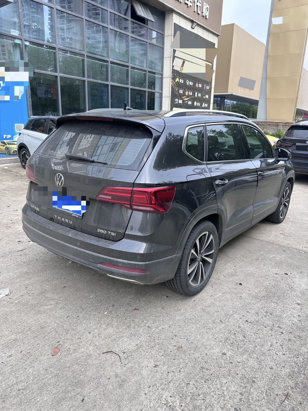 2022 car image #2