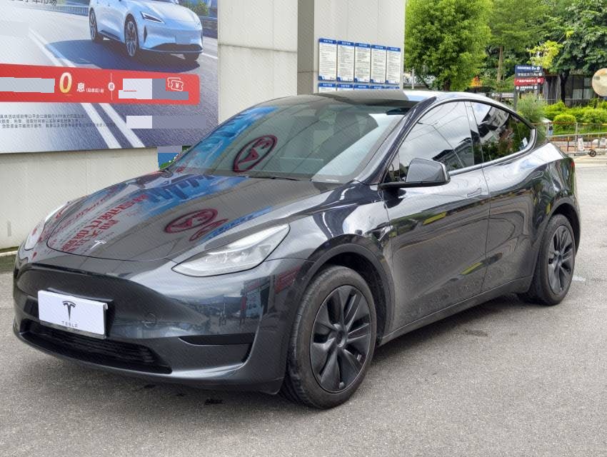 Tesla Model Y 2024 Tesla Model Y 2024 изображение автомобиля
