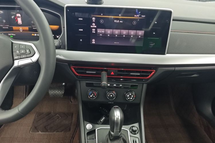 Volkswagen Lavida 2024 car image #17