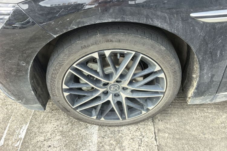 BYD Han 2025 car image #9