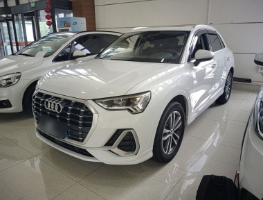 Audi Q3 2021 car image 