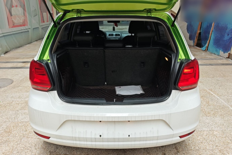 Volkswagen Polo 2015 #19 Volkswagen Polo 2015 car image #19