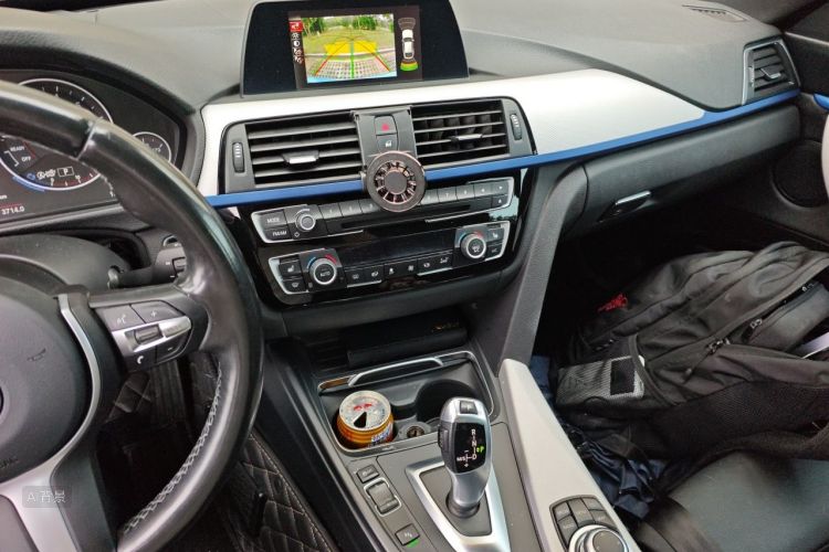 BMW 3 Series GT 2017 car image #15