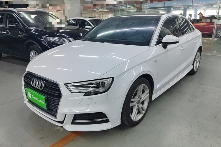 Audi A3 2019 car image #2