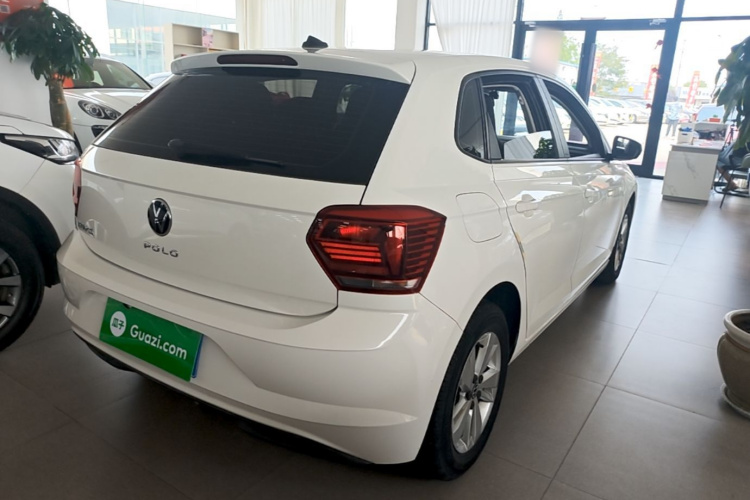 Volkswagen Polo 2021 car image #7