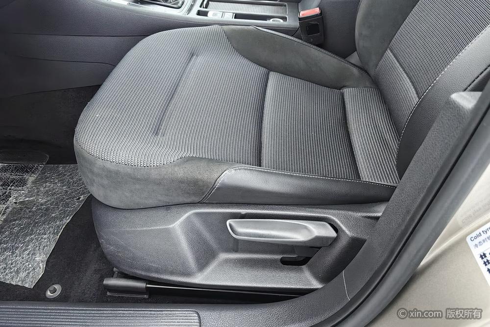 Volkswagen Golf 2019 immagine di auto #19