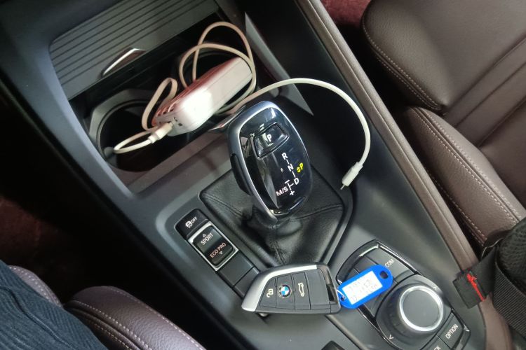 BMW X1 2019 car image #14