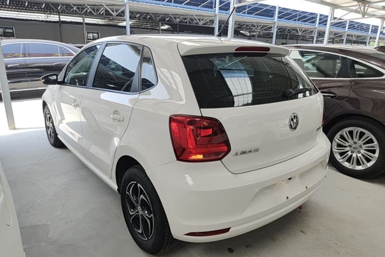 Volkswagen Polo 2016 #5 Volkswagen Polo 2016 car image #5