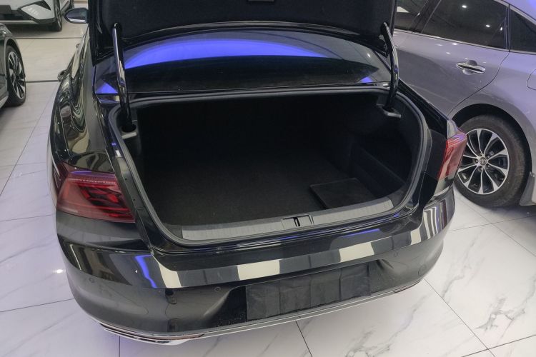 Volkswagen Magotan 2024 immagine di auto #17