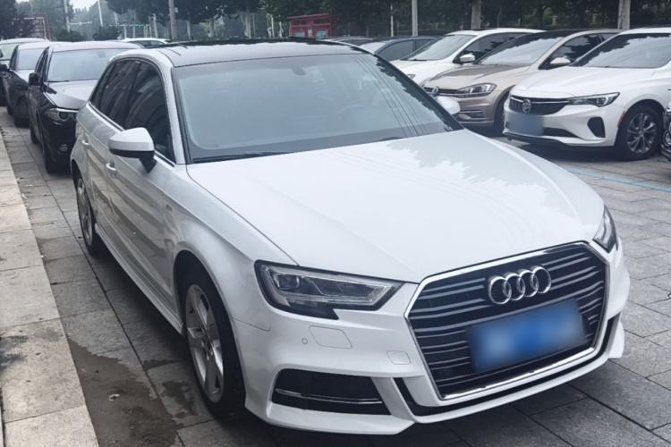 Audi A3 2019 #4 Audi A3 2019 car image #4