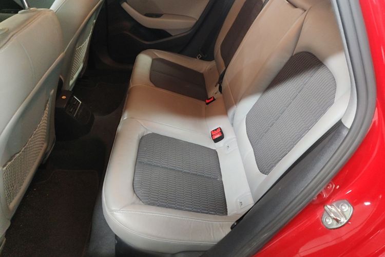 Audi A3 2017 car image #17