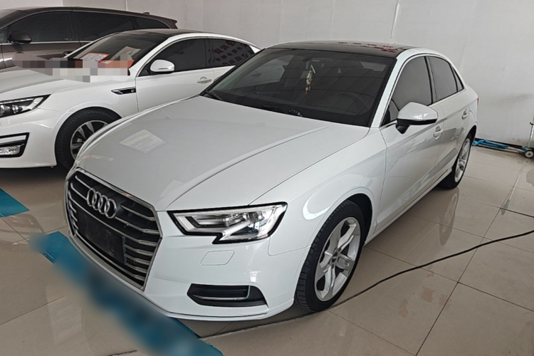 Audi A3 2020 immagine di auto #2
