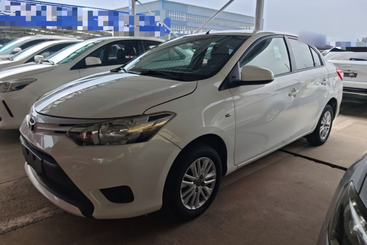 Toyota Vios 2015 car image #2
