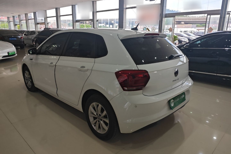 Volkswagen Polo 2023 car image #5