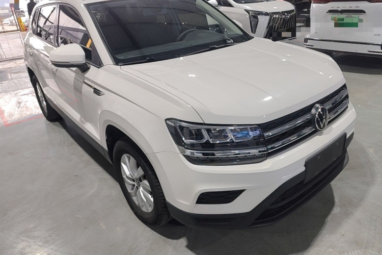 Volkswagen Tharu 2022 car image #4