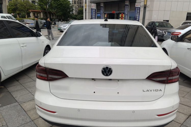 Volkswagen Lavida 2022 car image #6