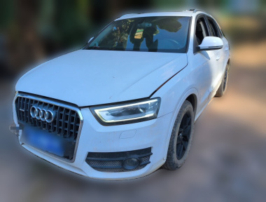 Audi Q3 2015 صورة سيارة 
