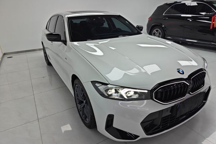 BMW 3 Series 2025 #6 BMW 3 Series 2025 car image #6