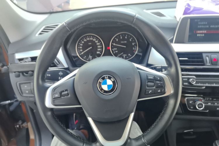 BMW X1 2018 imagem de carro #11