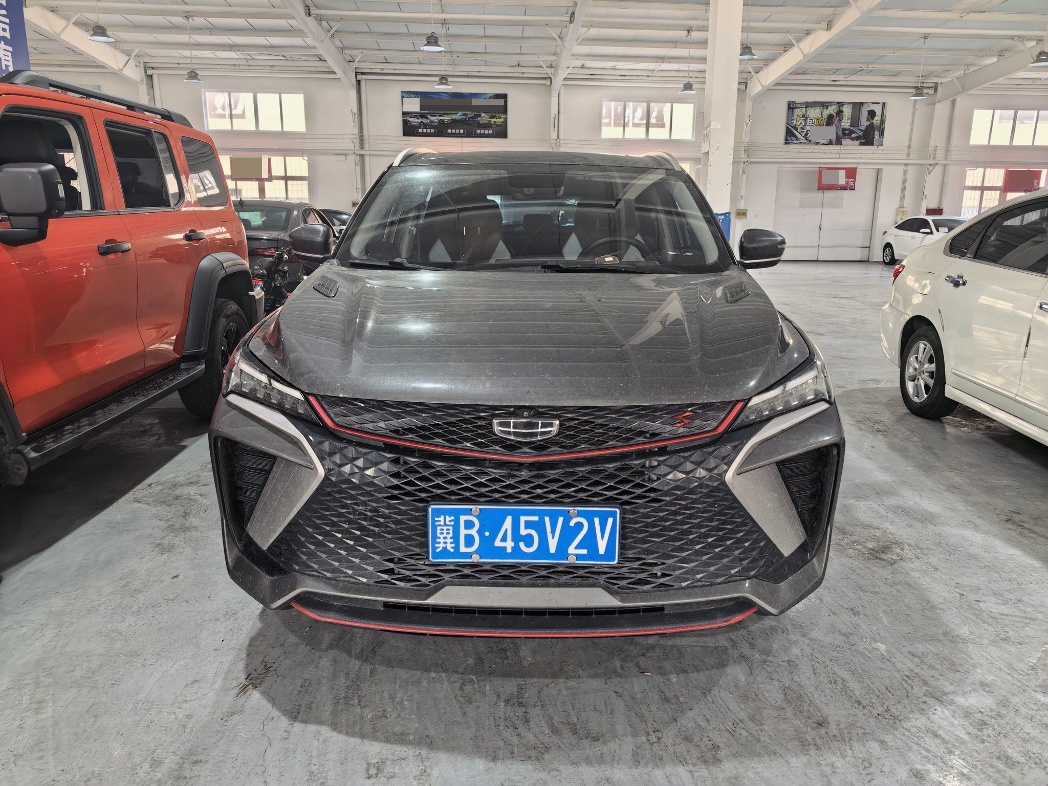 GEELY Coolray 2024 immagine di auto #2