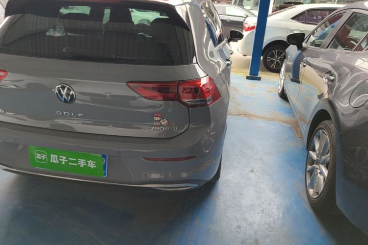 Volkswagen Golf 2022 car image #8