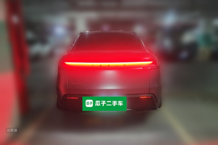 Tesla Model Y 2025 #6 Tesla Model Y 2025 car image #6