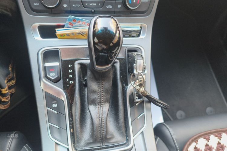 GEELY Emgrand 2018 car image #16