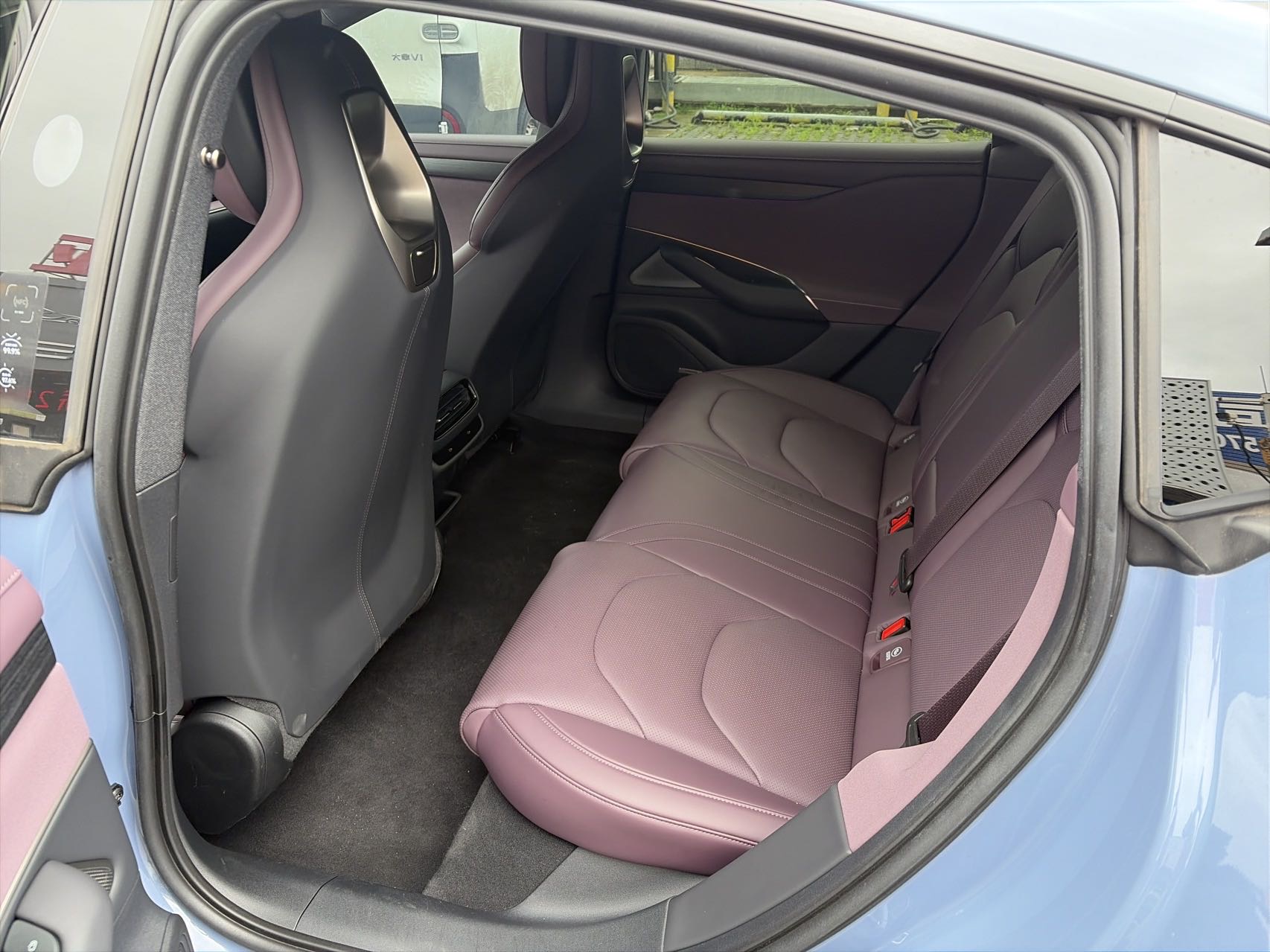 MI SU7 2024 car image #6